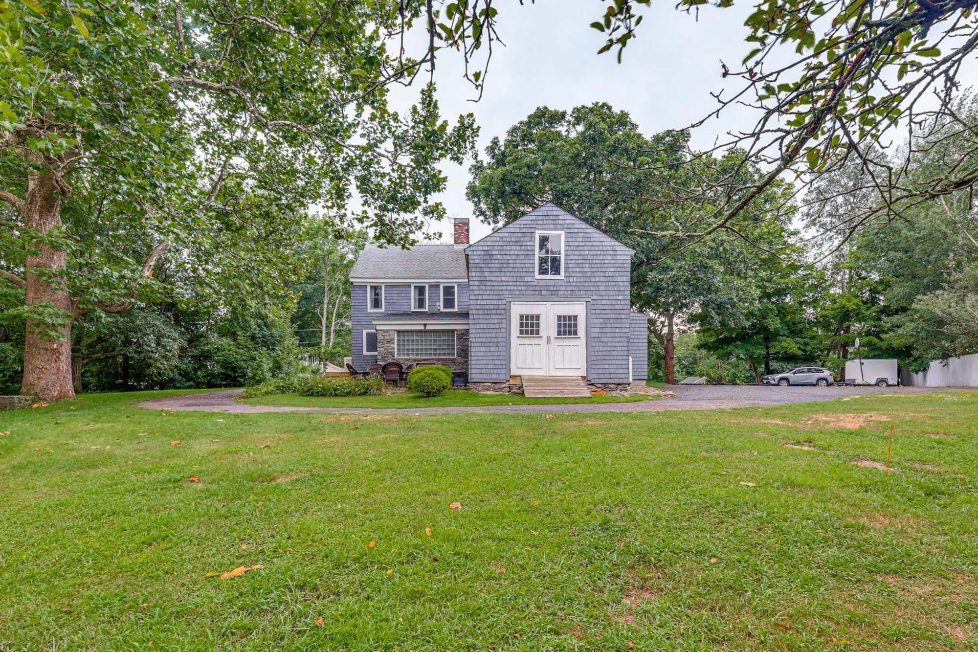 Quintessential New England Home With Patio And Grill! Putnam Exterior foto